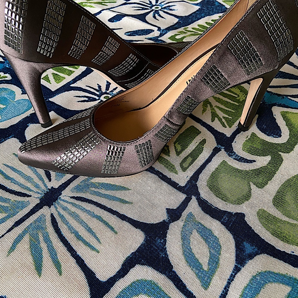 Brand New Antonio Melani Gray/Silver Dress Heels